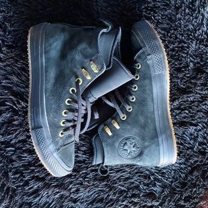 Converse Chuck Taylor All Star Nubuck men’s size 9.5